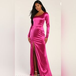 (XS) Lulu's Magenta Satin Maxi Dress w/ Split